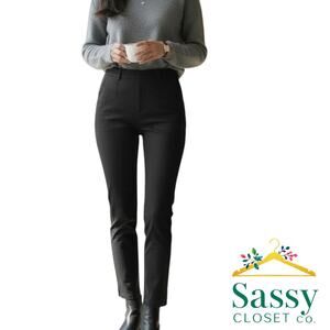 Chico’s So Slimming Sleek Crop Pants Black Side Zip Women’s 6 (0.5) EUC